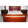 Image 2 : "Comfort Zone" Bedroom Set w/ Nightstands