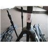 Image 2 : Tripods & Stands (8)