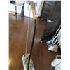 Image 1 : Jiffy Rolling Portable Steamer