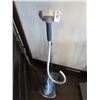 Image 1 : Shark Portable Rolling Steamer