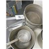 Image 2 : 9-Sauce Pan - 9 X $