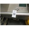 Image 2 : Griffin S/S Pot Sink