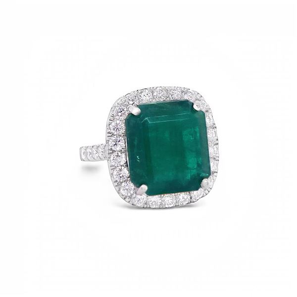 Platinum Emerald Ring 7.34 ct