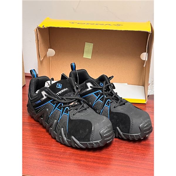 New Unisex Steeltoe Terra Shoes (Size 7 CAD w/Box)