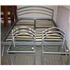 Image 1 : Queen Bed & Night Stands