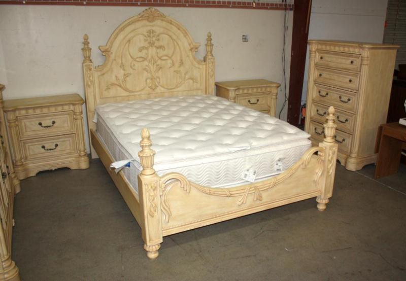 5 Pc. Chris Madden Bedroom Set