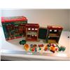 Image 1 : Fisher-Price Play Family Sesame Street Toy in Box