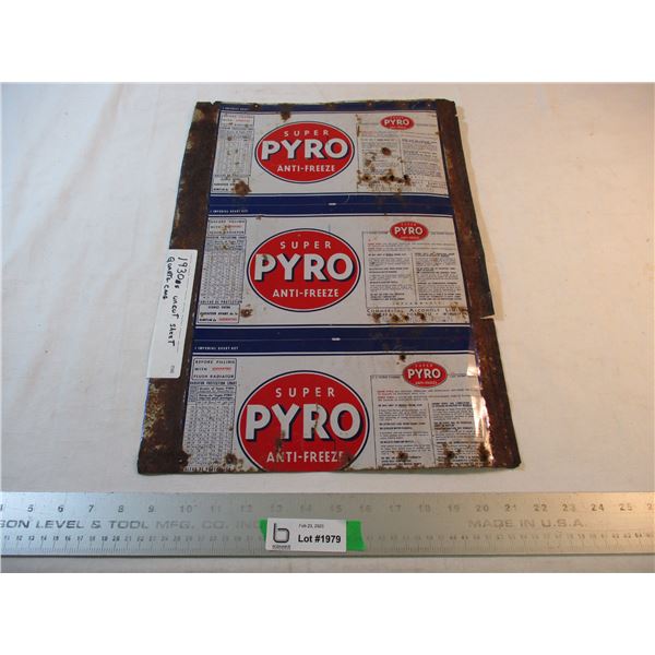1930's Uncut Sheet of Pyro Quart Cans - Bodnarus Auctioneering