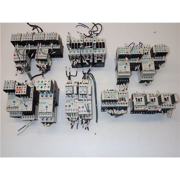 Lot of (16) Various Siemens Contactors