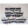 Image 3 : Lot of (19) Various Siemens Contactors