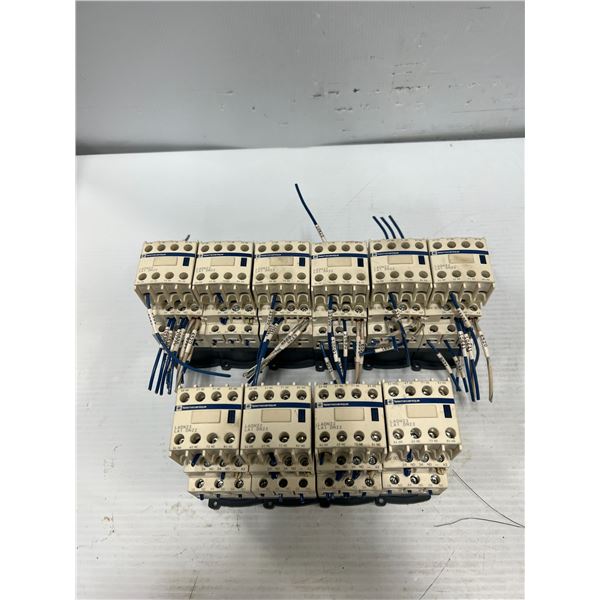 Lot of (10) Telemecanique #LADN22 Contactors