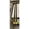 Image 1 : Lot of (2) Banner EZ-Screen Light Bars - 1200mm
