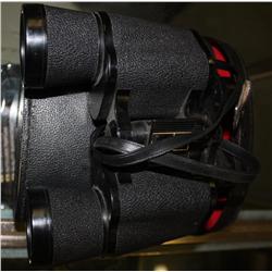 Bushnell ensign binoculars & case