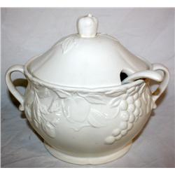 Double Handle Pot w/ Lid and Ladle