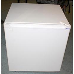 HAIER MIN FRIDGE