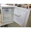 Image 2 : Avanti Mini Refrigerator
