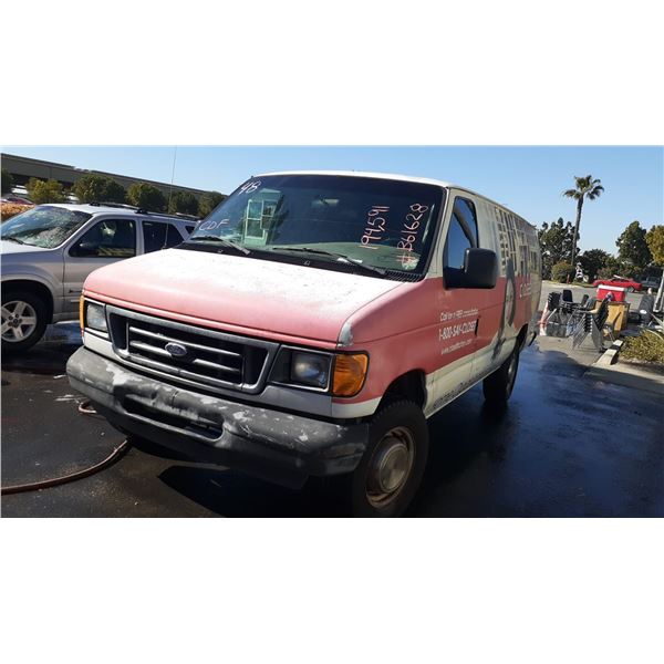 2003 Ford E-Series Cargo E-350 SD