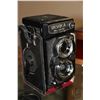 Image 2 : Yashica Mat-124G film camera