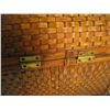 Image 5 : Rattan-Wicker Decorative Covered Picnic Basket(15.5x10.75x10.5 deep)
