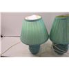 Image 2 : (2) Blue Seashell Lamps (one without bulb)