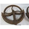 Image 2 : (2) Vintage Pullies