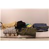 Image 1 : Box of Miscellaneous Clothes (Medium and Large)