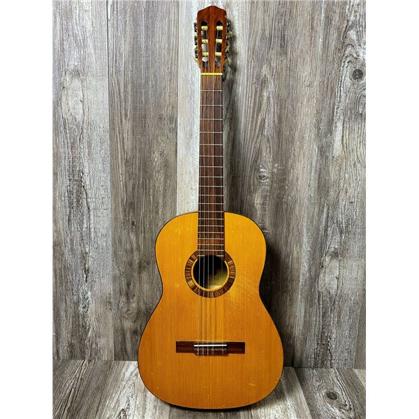 1977 Oscar Teller ACC Guitar w/ On-Stage SC
