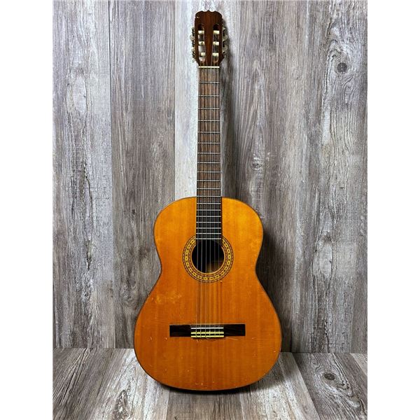 1977 S. Yairi Classical ACC Guitar w/ Hard Case