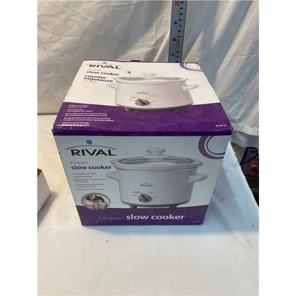 New rival slow cooker