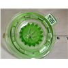 Image 2 : Vintage uranium glass juicer.