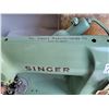 Image 3 : Vintage Singer sewing machine. Made in Canada.
