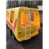 Image 9 : Barbie 1976 Star Traveler Motorhome, kitchen, appliances, furniture. Old assemble doll house (pieces
