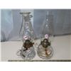 Image 1 : Collection of 3 vintage & antique #1 oil lamps (with finger holder)