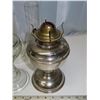 Image 5 : Antique chrome oil lamp & vintage oil lamp