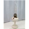 Image 1 : Antique Aladdin Milk glass oil lantern
