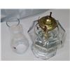 Image 2 : vintage oil lamp