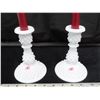 Image 2 : 2 Hobnail milk glass candle holders with candles