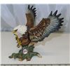 Image 2 : Decorative Eagle mantle piece