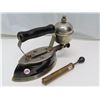 Image 1 : Antique Coleman gas Iron (black- Model 4-A) with air pump