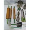 Image 2 : Antique/Vintage Green handled Baking Utensils