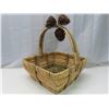 Image 4 : Wicker Basket (16"x 16" x 17")