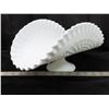 Image 3 : Hobnail milk glass bouquet holder