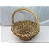 Image 2 : Wicker Basket - 15" diameter, Handle = 17"high