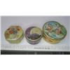 Image 1 : 3 Vintage Tins – 1 Hung to Cake, Hung to YuenCo. Hong Kong, China, 1 Richard Vanity Powder, Peacock 
