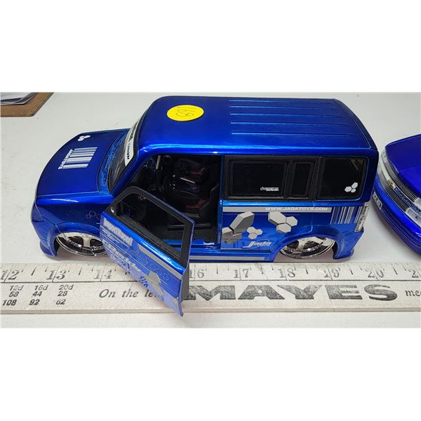 Set of 2, 1:24 scale Jada toys - 2001 Astro van & Scion xB