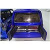 Image 8 : Set of 2, 1:24 scale Jada toys - 2001 Astro van & Scion xB