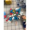 Image 2 : VINTAGE TOY LOT CAPTAIN PLANET ROBOTMAN SMURFS ETC