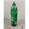 Image 2 : 1.5L VINTAGE GLASS 7-UP POP BOTTLE SUPERMAN SWEEPSTAKES CAP