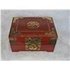 Image 4 : Jewelry box with assorted costume jewelry