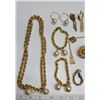 Image 2 : Lot of Assorted Costume Jewellery